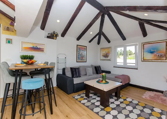 Apartment Jacuzzi Sky