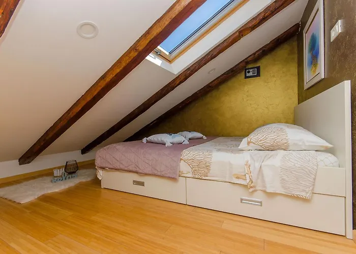 Jacuzzi Sky Apartment *