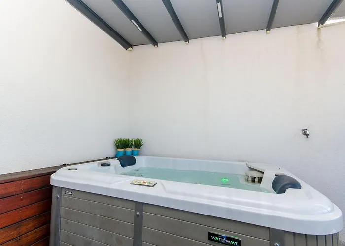 Apartment Jacuzzi Sky