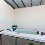 Lägenhet Jacuzzi Sky