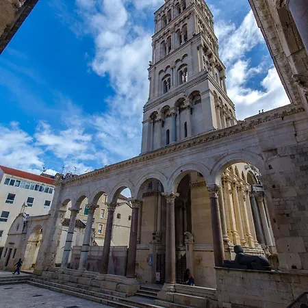 Apartman Jacuzzi Sky *